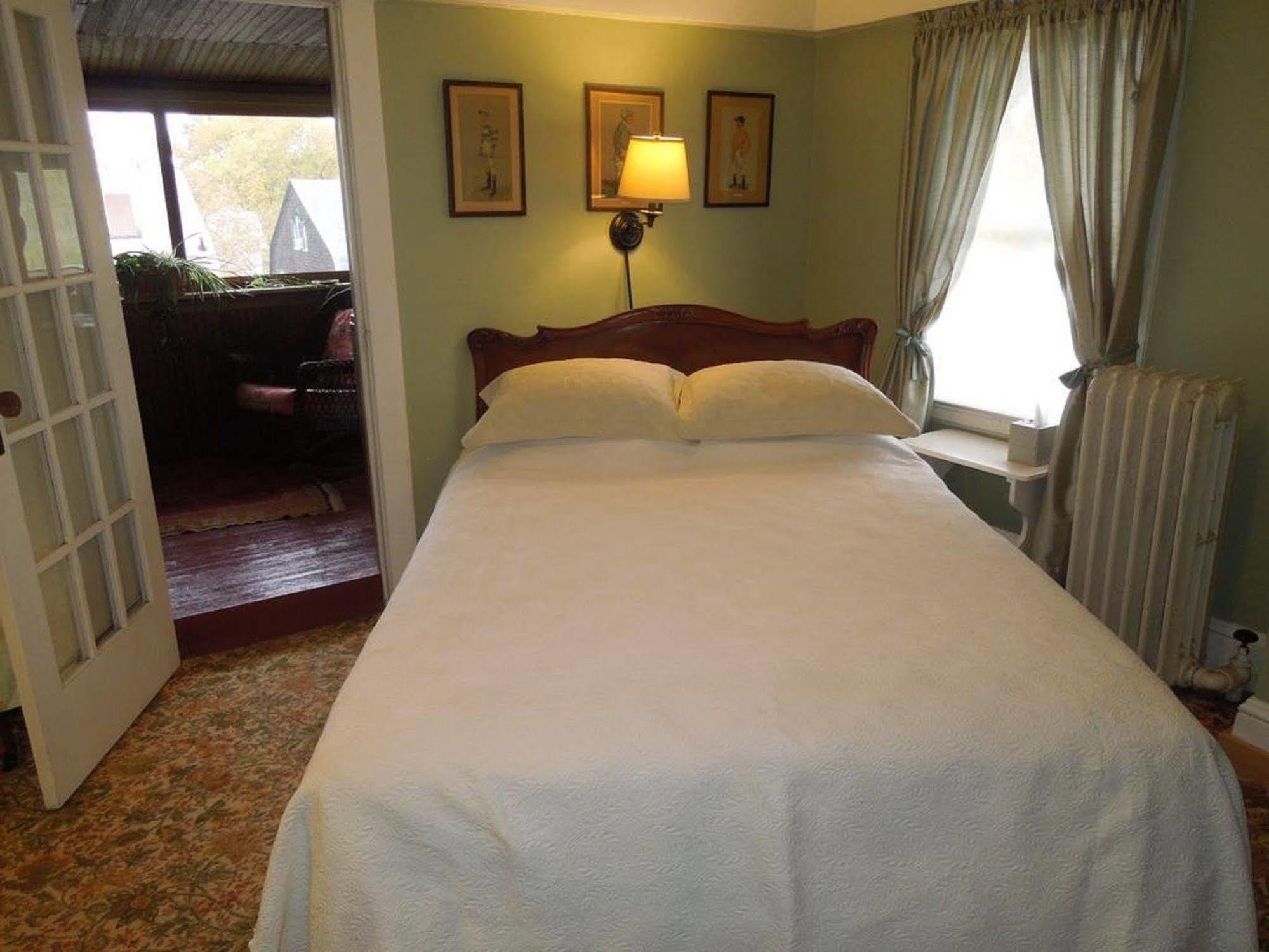 Victorian Bed & Breakfast Of Staten Island New York Exterior foto